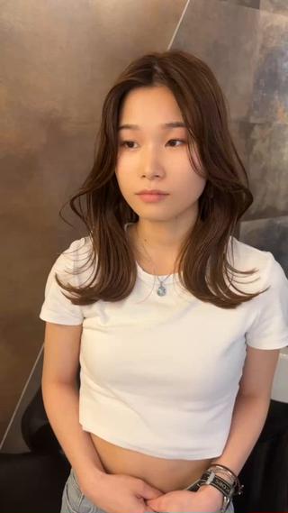 セミロング 三輪 恭平のヘアスタイル