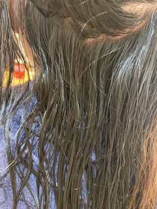 癖やうねりが気になる方は縮毛矯正をおすすめします♡

私の縮毛はピシッとなりすぎず、柔らかく仕上がるので安心してお任せ下さい
 