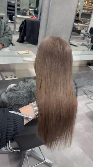 セミロング BEL THE CHIC所属・Mirai_ BELのヘアスタイル