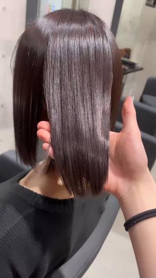 ショート カラー ヘアアレンジ _WHITE / KENTOのヘアスタイル