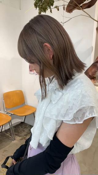 ワンブリーチベージュ
[名古屋/瑞穂区/御器所/桜山/新瑞橋/八事/野並/イヤリングカラー/インナーカラー/ブリーチカラー/ケアブリーチ/ブリーチダブルカラー/ブリーチ] 