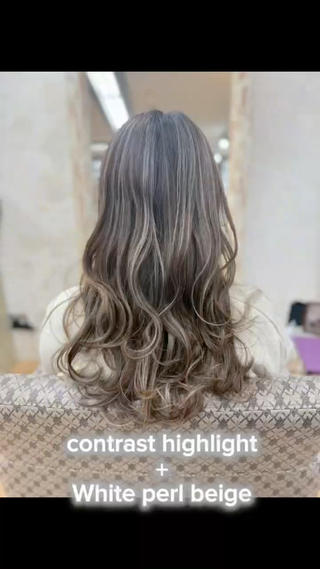 セミロング dolphin ドルフィンオーナーのヘアスタイル