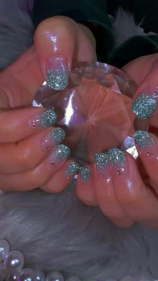 フラッシュグラデーション ̖́-


#フラッシュネイル #ストーン無料 #パラジェル 