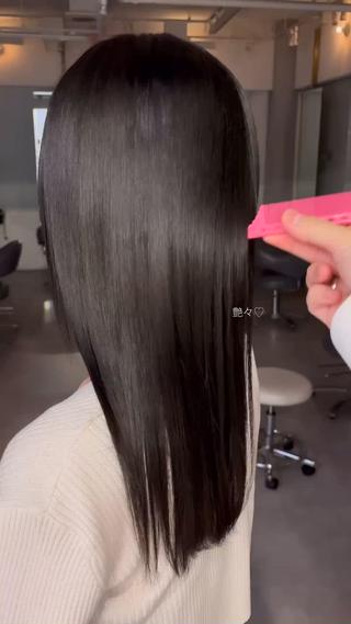 ロング momochan🍑 やわらかいボブ♡のヘアスタイル