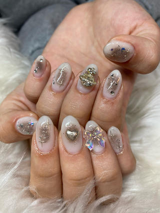 ネイル crystal ⭐︎ colorのネイルデザイン