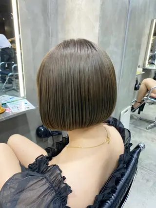 ショート カラー 透明感カラー🌿 グレージュ🐺陽介のヘアスタイル