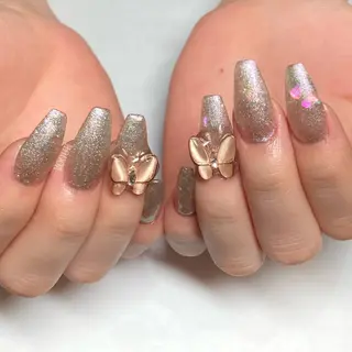 ネイル VOGUE ×SWANのネイルデザイン