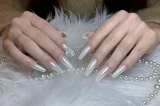 ネイル RAFFINE haru🦋🩵のネイルデザイン