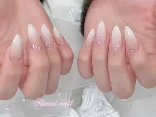 ヘアアレンジ Hanni ハンのネイルデザイン