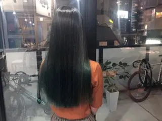 ロング カラー オーナースタイリスト 奈須雄紀のヘアスタイル