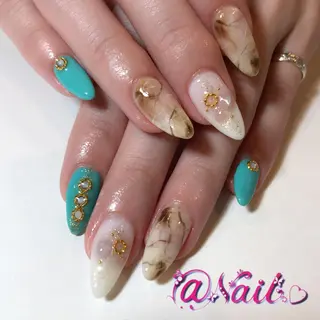 ネイル 小尾 栞のネイルデザイン