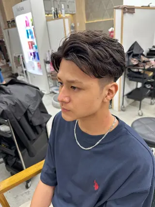 パーマ メンズ 八谷 将平のヘアスタイル