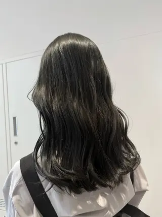 セミロング マイ /暖色カラーのヘアスタイル