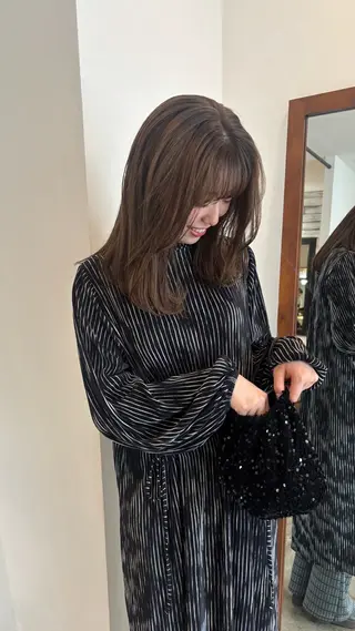 セミロング ひいろ パーマ/カットモデルのヘアスタイル