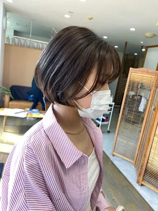 ショート peg.hair所属・ブリーチカラー🫧 森　凪沙のヘアスタイル