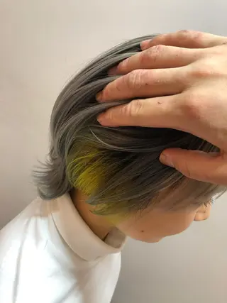 ショート レイヤーカット 特化型シオンのヘアスタイル