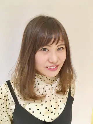 ミディアム 小酒井 智洋のヘアスタイル