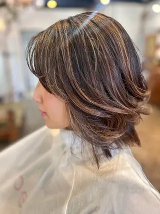 ミディアム カラー Julia🖤 縮毛矯正🌬️🩵のヘアスタイル