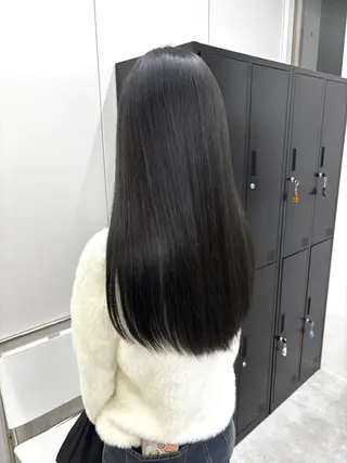 セミロング 榊琴帆/美容師兼 アイブロウリストの眉毛・アイブロウイメージ