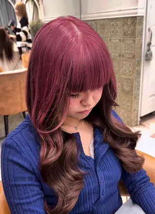 ロング 栄ハイトーン/ ベージュカラー中園薪のヘアスタイル