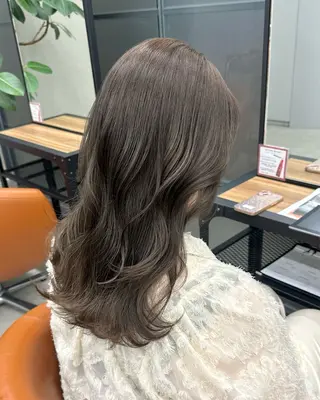 セミロング カラー 高松 沙耶のヘアスタイル