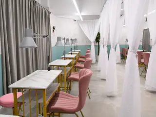 MAKI💎綺麗め 大人可愛い/堺筋本町のネイルデザイン