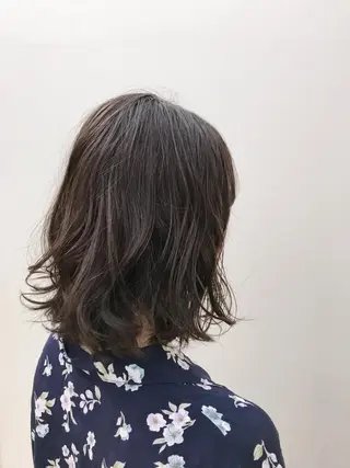 ミディアム カラー ブリーチカラー/ 岩破瑞希のヘアスタイル