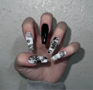 ネイル Miimo💅🏻 ほのか‪ ·͜·♡‬のネイルデザイン