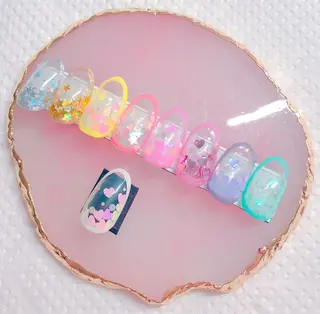 ネイル CROWN プライベートサロンのネイルデザイン