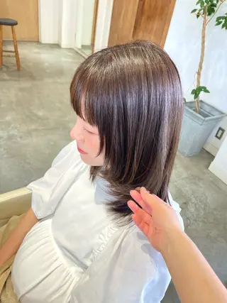ミディアム カラー mopa_kaede ナチュラル/レイヤーのヘアスタイル