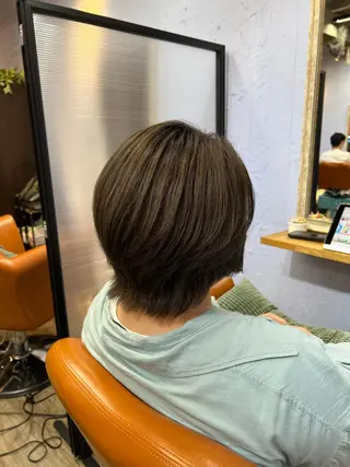 ショート 【デザインカラー】 山口尚紀のヘアスタイル