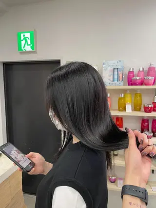 セミロング 飯塚 青空のヘアスタイル