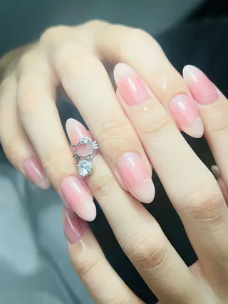 ネイル bijou nails 蓮のネイルデザイン