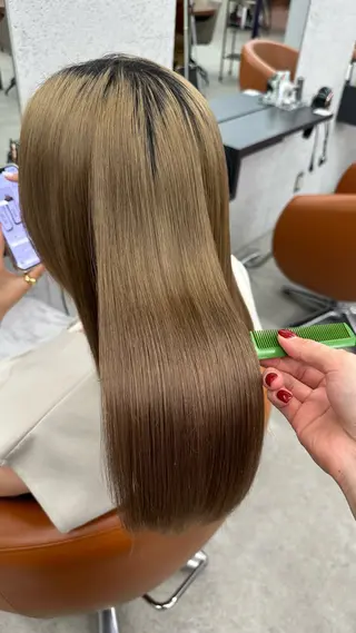 ロング カラー 高松 沙耶のヘアスタイル