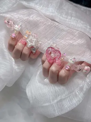 ネイル Lee Nailsのネイルデザイン