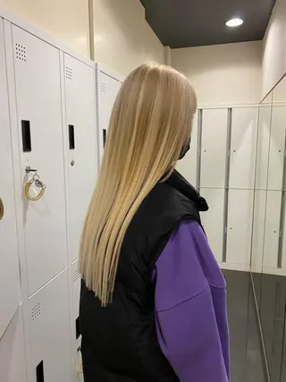 ロング カラー ブリーチカラー/ベー ジュ/Hono🦖のヘアスタイル