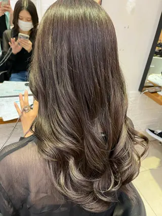 ロング コテ巻き風パーマ🫧 麻尋のヘアスタイル