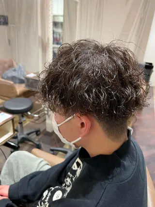 ショート パーマ メンズ 中村 玲美のヘアスタイル