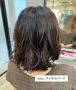ミディアム パーマ LiTA 友田未来のヘアスタイル