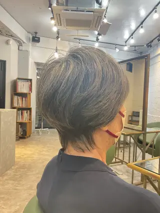 ショート MERRY チネンヨシトのヘアスタイル