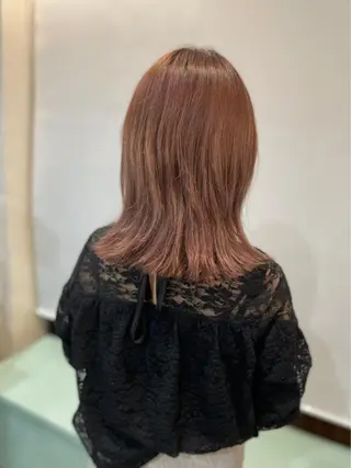 ミディアム カラー 堀谷 彩花のヘアスタイル