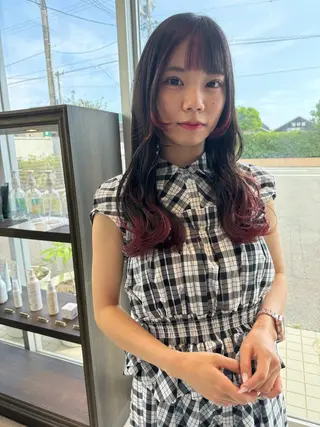 セミロング カラー 松永 果菜のヘアスタイル