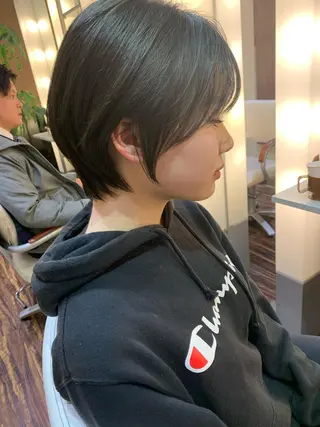 ショート カラー 髪質改善サロン 心斎橋ARCHEのヘアスタイル