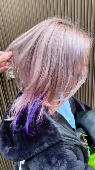 ショート カラー ブリーチカラー特化 U-topia小島のヘアスタイル