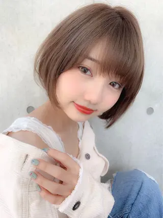 ミディアム カラー 🩵ハイトーン 美咲🩵のヘアスタイル