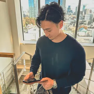 ミディアム パーマ メンズ 原宿↔︎浦和　美容師 折笠　亮のヘアスタイル