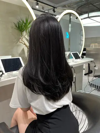 セミロング カラー 谷川が作る熊本1🥇 レイヤーカットのヘアスタイル