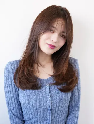 ロング カラー 小顔レイヤー/ ベージュ🤍Rieのヘアスタイル