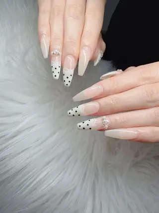 ネイル Lee Nailsのネイルデザイン