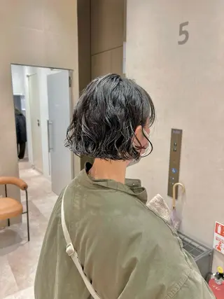 ショート カラー パーマ 泉愛美/銀座美容師 /暖色カラー/ボブのヘアスタイル